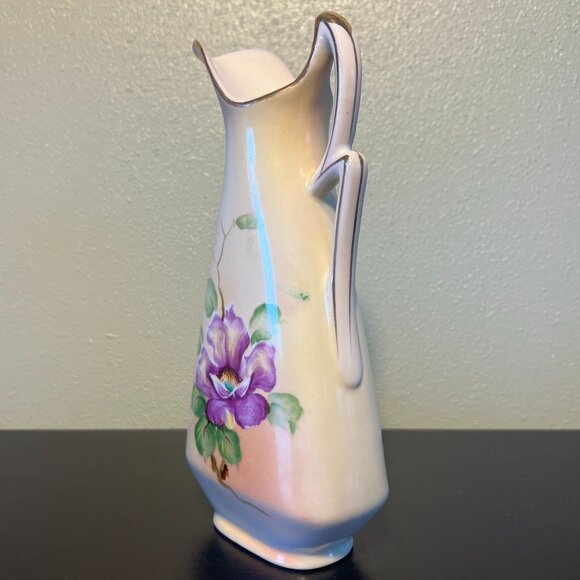 Vintage UCAGCO CHINA Hand Painted Japan Pitcher Vase Purple Flower ~ Gold Edging - Picture 3 of 14